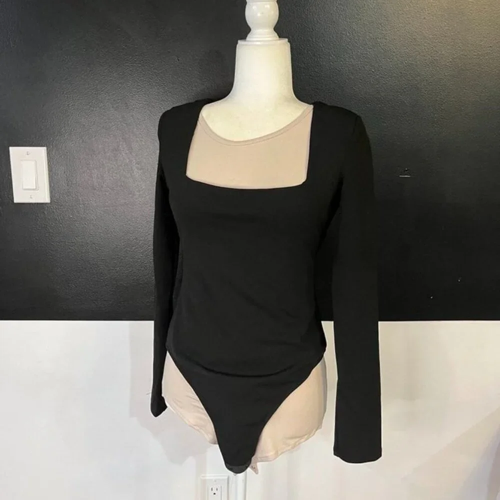 Grey Lab Square Neck Shoulder Pad Bodysuit Size M | MSRP $80 | Color: Black - Picture 6 of 8